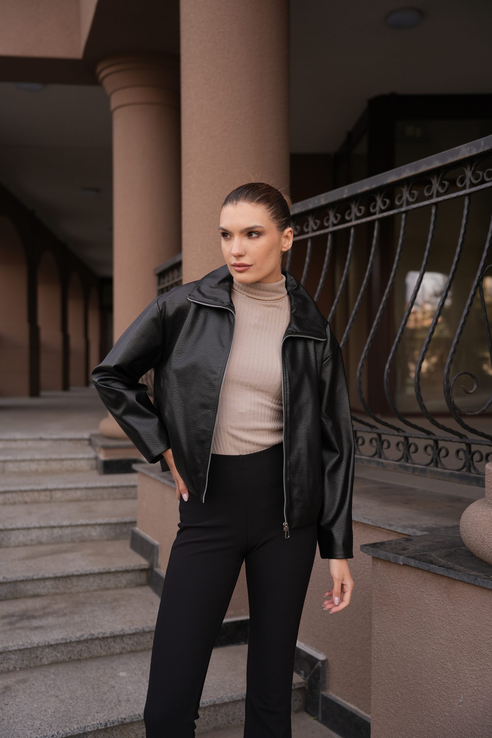 Бомбер з екошкіри КВ-029 2026 - Зображення 20